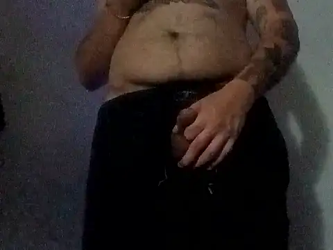 Snapshot of KeptupHack chatting on November 13, 2025, 1:37 am KeptupHack online show from November 13, 2025, 1:37 am