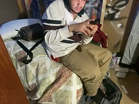 Snapshot of KeptupHack chatting on December 15, 2025, 5:34 am KeptupHack online show from December 15, 2025, 5:34 am