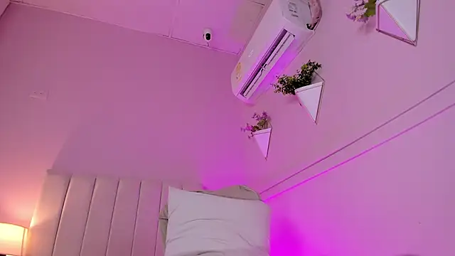  bianca 18 online show from January 28, 2025, 5:56 pm