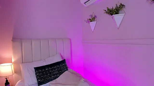  bianca 18 online show from January 30, 2025, 5:39 pm