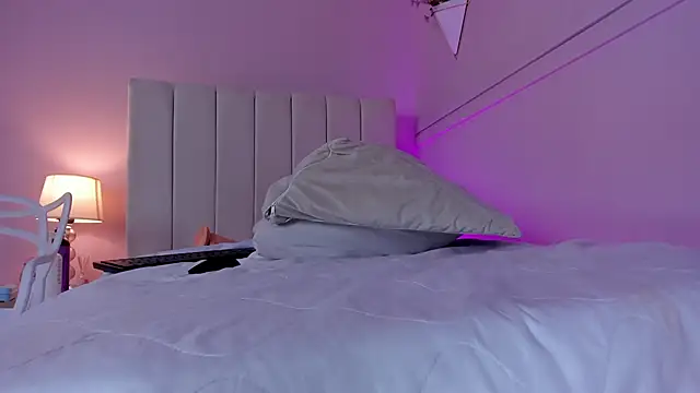  bianca 18 online show from February 8, 2025, 5:39 pm