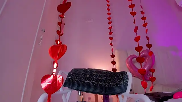  bianca 18 online show from February 14, 2025, 2:44 pm