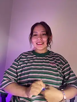 kittyfresita online show from March 1, 2025, 4:15 am