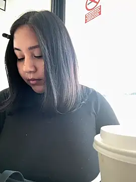 kittyfresita online show from September 12, 2025, 9:15 pm