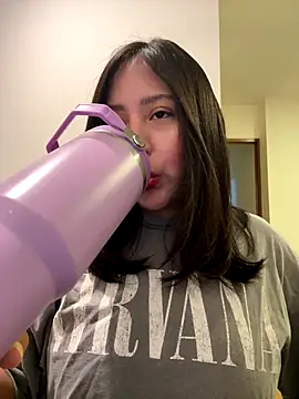 kittyfresita online show from November 15, 2025, 3:15 am