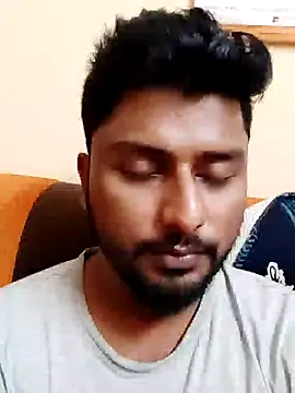 Snapshot of Gawothum chatting on December 21, 2024, 12:06 pm Gawothum online show from December 21, 2024, 12:06 pm