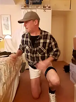 Snapshot of davidpr321 chatting on November 15, 2025, 8:11 am davidpr321 online show from November 15, 2025, 8:11 am