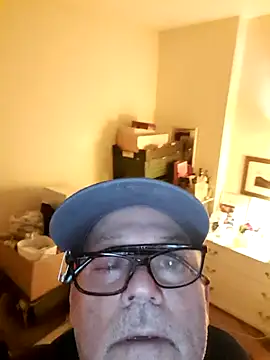 Snapshot of davidpr321 chatting on March 17, 2026, 1:21 am davidpr321 online show from March 17, 2026, 1:21 am