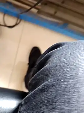 huzi518 online show from March 19, 2026, 2:48 am