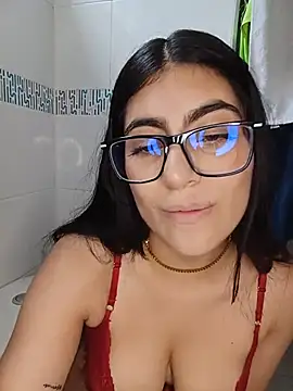 Snapshot of miakhalifaaa_ chatting on July 12, 2026, 9:50 pm miakhalifaaa online show from July 12, 2026, 9:50 pm
