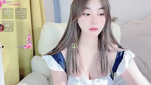 Caitlyn   online show from February 27, 2026, 1:22 pm