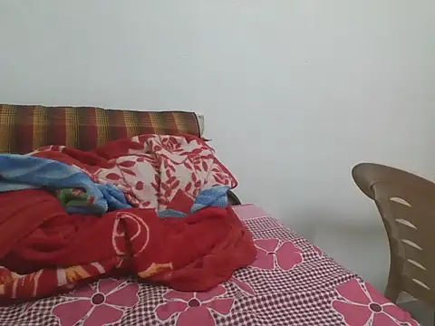 Snapshot of hot_dark_chocolate08 chatting on October 14, 2025, 4:13 am hot dark chocolate08 online show from October 14, 2025, 4:13 am