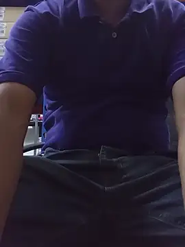 Snapshot of Andresguz35 chatting on October 23, 2025, 4:50 pm Andresguz35 online show from October 23, 2025, 4:50 pm