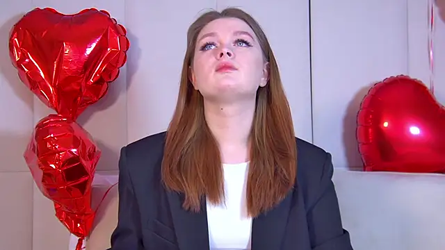 CrystalLyons online show from February 16, 2025, 6:32 am