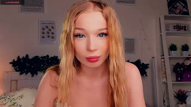 EvaSolisv online show from January 5, 2025, 7:17 pm