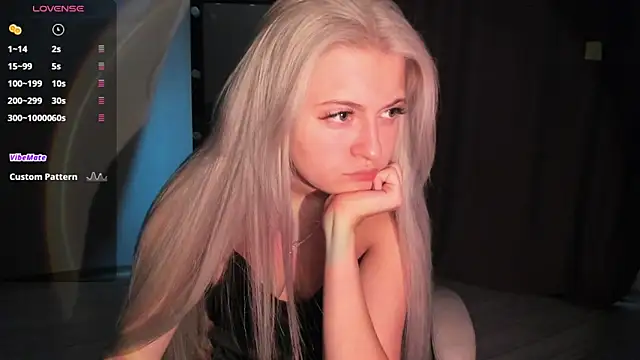 Lana Younes online show from October 20, 2025, 9:43 am