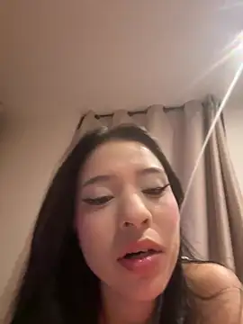 Snapshot of Sarah_cam06 chatting on July 9, 2026, 11:31 pm Sarah cam06 online show from July 9, 2026, 11:31 pm