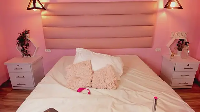 Snapshot of Katta_Gil chatting on September 27, 2025, 12:54 pm Katta Gil online show from September 27, 2025, 12:54 pm