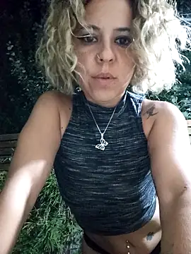 Snapshot of mariposapontiak420 chatting on February 22, 2025, 3:01 am mariposapontiak420 online show from February 22, 2025, 3:01 am