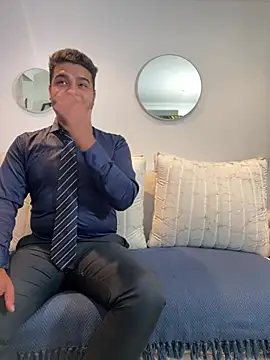 thiagowes online show from February 28, 2026, 3:40 am