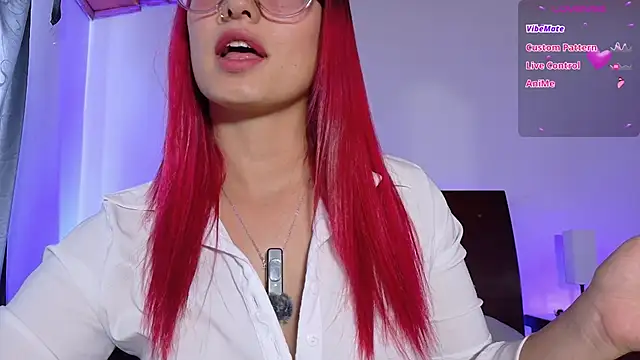 Snapshot of luccycollins_ chatting on October 17, 2025, 2:30 pm luccycollins online show from October 17, 2025, 2:30 pm