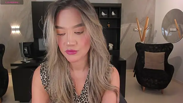 RebeccaHudson online show from February 7, 2025, 3:12 am