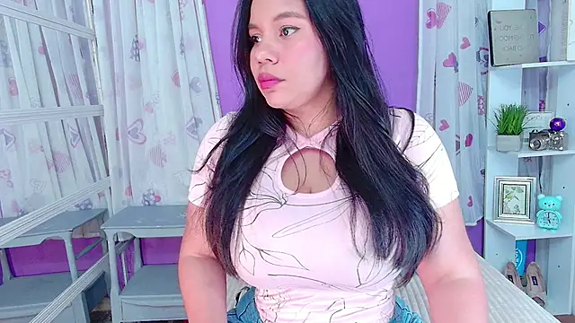 Snapshot of LanaBigTitties chatting on February 10, 2025, 8:00 pm LanaBigTitties online show from February 10, 2025, 8:00 pm