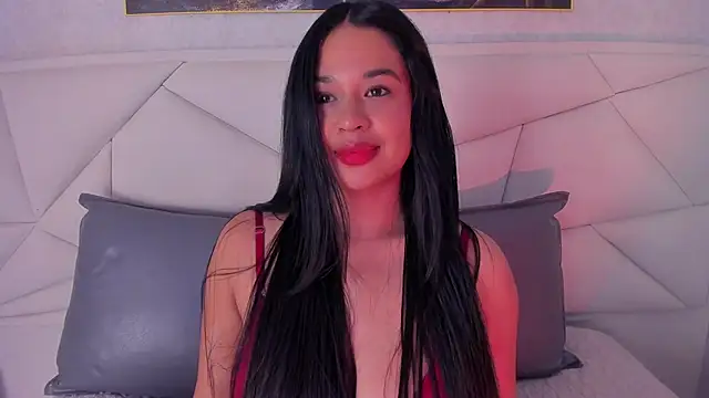 Snapshot of Aitana98_ chatting on December 20, 2024, 6:29 am Aitana98 online show from December 20, 2024, 6:29 am