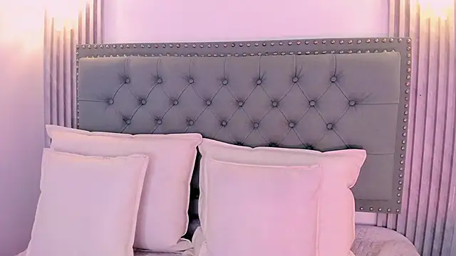 Snapshot of Aitana98_ chatting on February 20, 2025, 4:28 am Aitana98 online show from February 20, 2025, 4:28 am