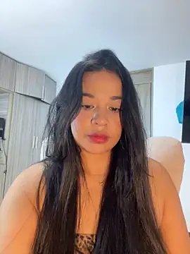 Snapshot of Aitana98_ chatting on November 3, 2025, 2:02 am Aitana98 online show from November 3, 2025, 2:02 am