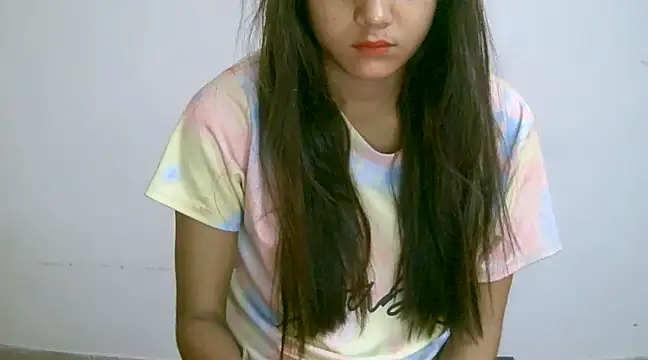 collage hoty online show from January 7, 2025, 1:59 am