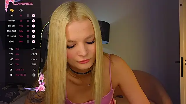 Snapshot of sugar_babyy0 chatting on November 13, 2025, 2:43 am sugar babyy0 online show from November 13, 2025, 2:43 am