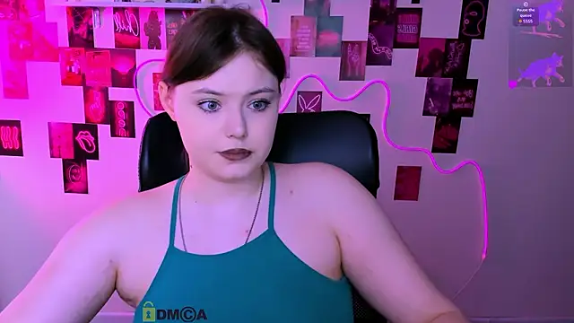 nikole kitt online show from March 12, 2026, 7:53 pm