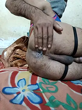 Snapshot of Newalcock chatting on December 25, 2024, 3:28 pm Newalcock online show from December 25, 2024, 3:28 pm