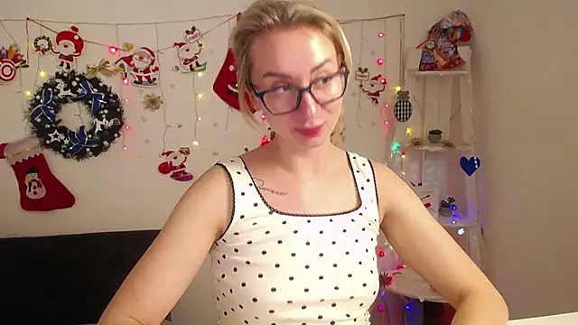 Snapshot of VasilisaSii chatting on January 13, 2025, 12:24 pm VasilisaSii online show from January 13, 2025, 12:24 pm