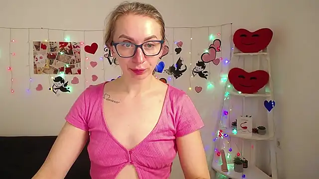 Snapshot of VasilisaSii chatting on March 12, 2025, 12:26 pm VasilisaSii online show from March 12, 2025, 12:26 pm