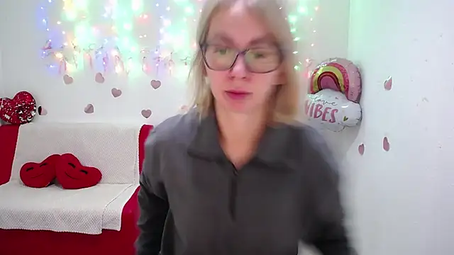 Snapshot of VasilisaSii chatting on October 10, 2025, 5:06 am VasilisaSii online show from October 10, 2025, 5:06 am