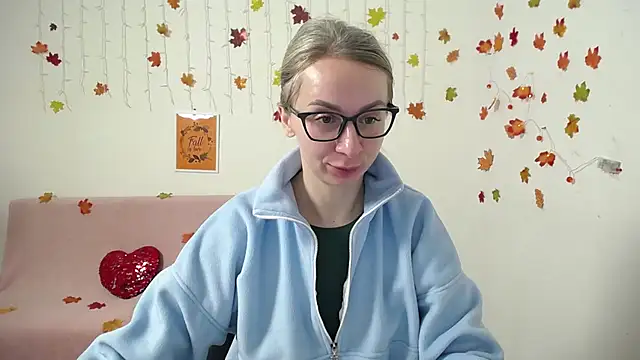 Snapshot of VasilisaSii chatting on November 15, 2025, 6:11 am VasilisaSii online show from November 15, 2025, 6:11 am