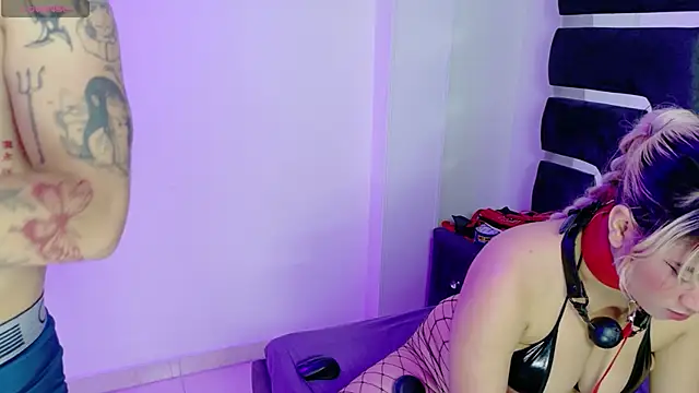 AliceandMax online show from November 4, 2025, 3:11 pm