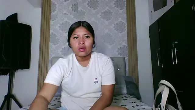 JenniferChian online show from January 17, 2026, 4:11 pm