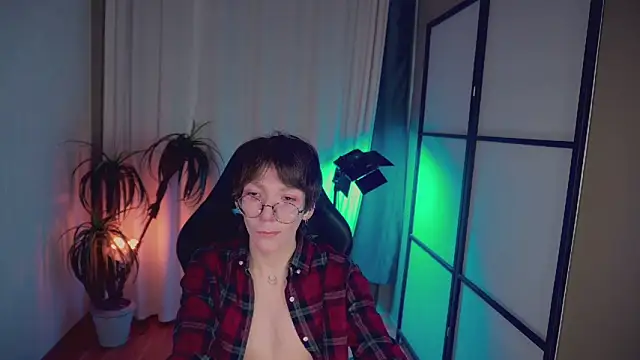 Snapshot of TommieH chatting on January 19, 2025, 8:50 am TommieH online show from January 19, 2025, 8:50 am