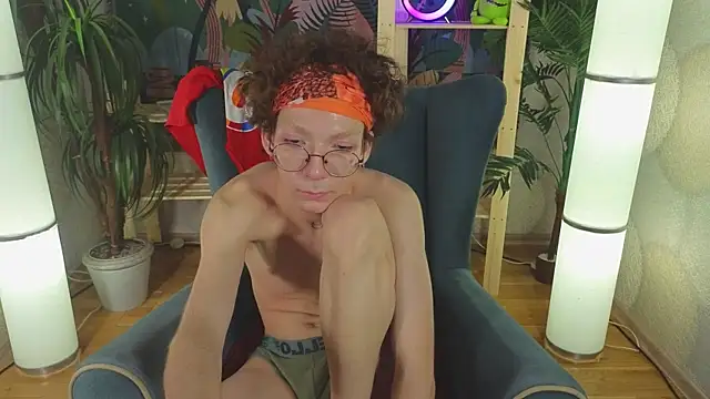 Snapshot of TommieH chatting on March 8, 2025, 8:44 am TommieH online show from March 8, 2025, 8:44 am