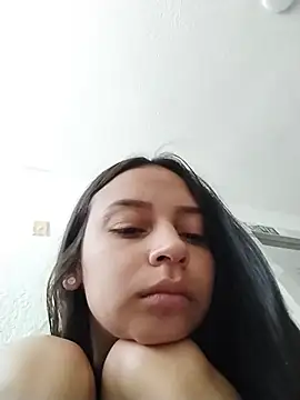 emma ambar online show from December 17, 2025, 6:25 pm