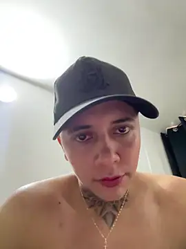  PhillipBrown online show from February 18, 2026, 12:23 pm