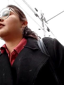 Snapshot of lara_moon25 chatting on March 13, 2025, 7:17 pm lara moon25 online show from March 13, 2025, 7:17 pm