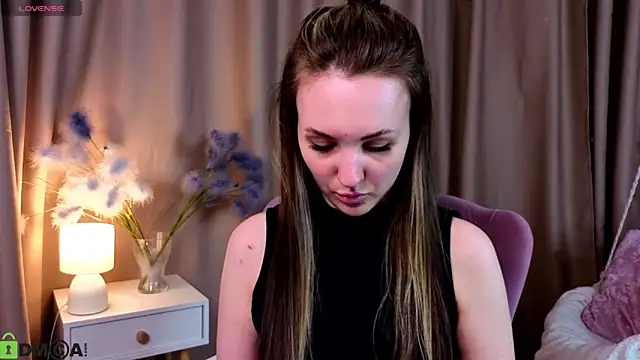 Wendy mm online show from March 14, 2026, 9:04 am