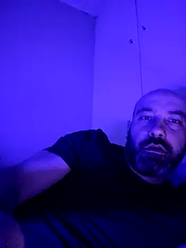 jamesmatt6 online show from February 13, 2026, 8:27 pm