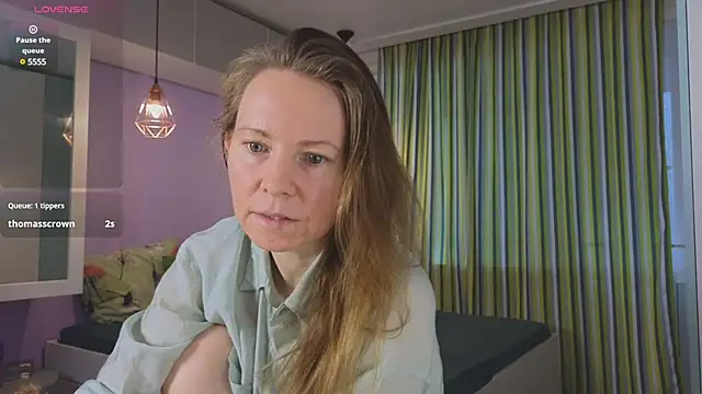 JanePearl online show from December 19, 2024, 8:34 am