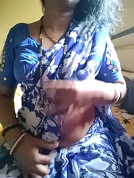 anuradha1432 online show from June 30, 2026, 9:43 am