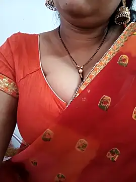 Nyra-23 online show from December 18, 2025, 8:53 am